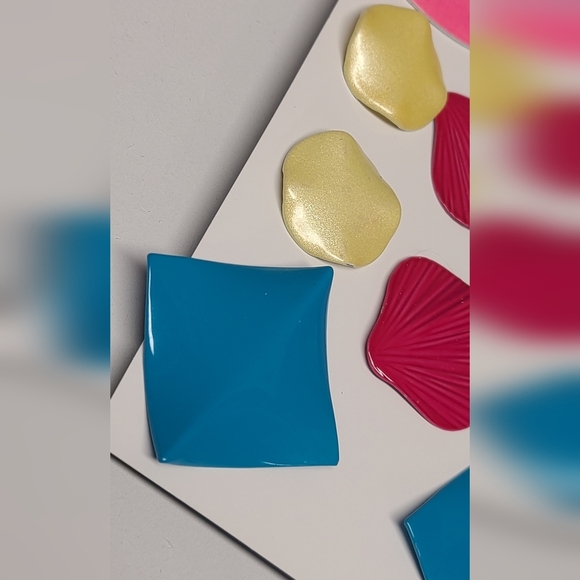 Colorful Geometric Earring Set - Picture 13 of 14